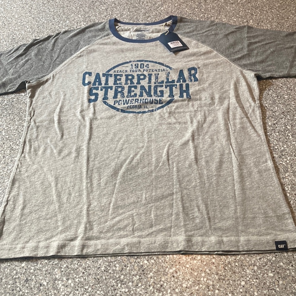 NWT Mens L Caterpillar 1904 gym tee Gray Short Sleeve Shirt